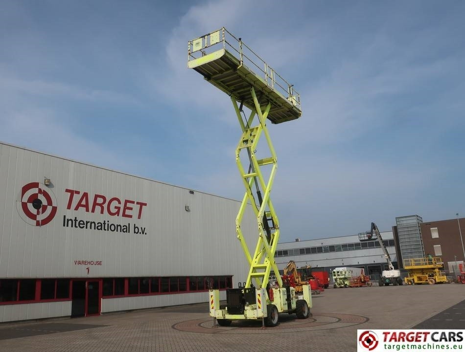 Ψαλιδωτό ανυψωτικό MEC 3392RT-T Diesel 4x4 Scissor Work Lift 1200cm: φωτογραφία 6