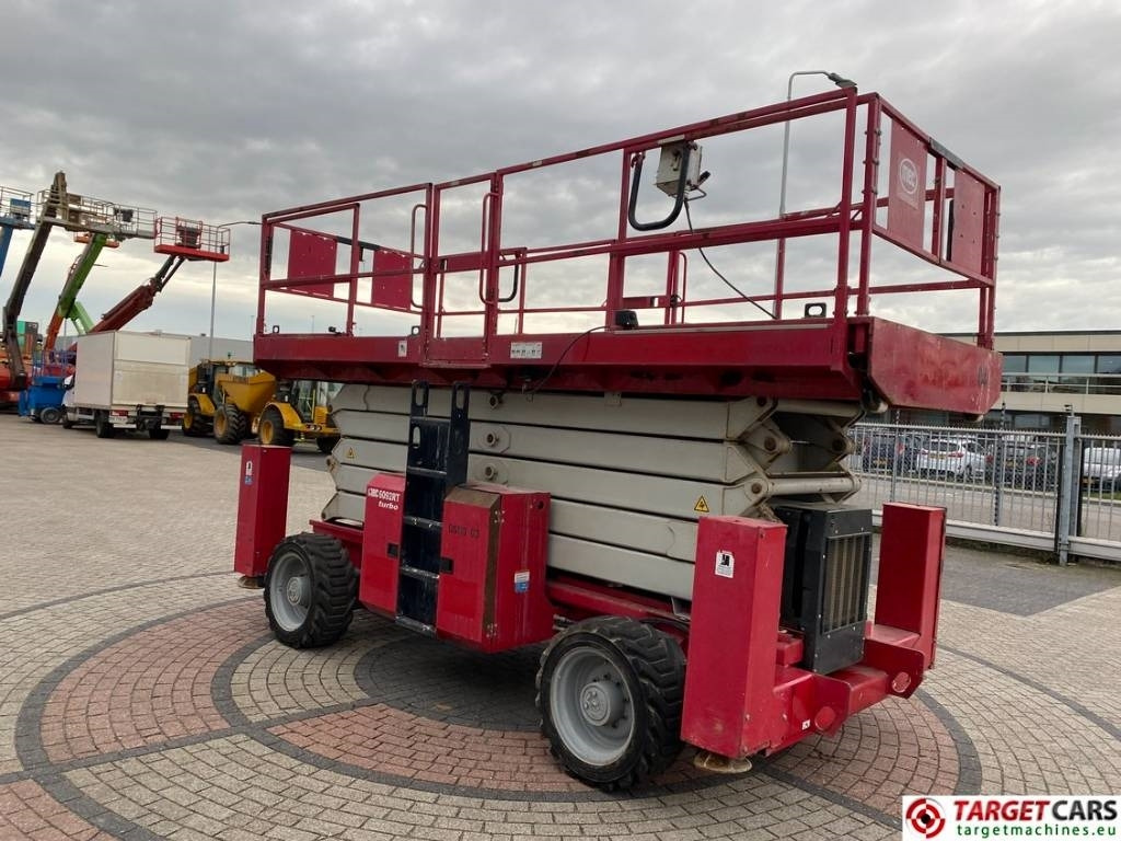 MEC 6092RT Diesel 4x4 Scissor Work Lift 2020cm - Ψαλιδωτό ανυψωτικό: φωτογραφία 2 MEC 6092RT Diesel 4x4 Scissor Work Lift 2020cm - Ψαλιδωτό ανυψωτικό: φωτογραφία 2