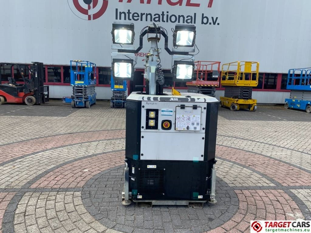 SMC SL80 Tower Light SL80K 4x300W Led - Πύργος φωτισμού: φωτογραφία 5 SMC SL80 Tower Light SL80K 4x300W Led - Πύργος φωτισμού: φωτογραφία 5