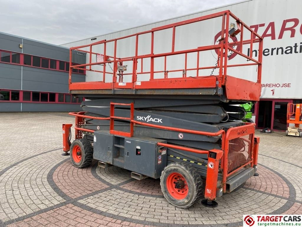 SkyJack SJ9250 RT Diesel 4x4 Scissor Work Lift 1720cm - Ψαλιδωτό ανυψωτικό: φωτογραφία 4 SkyJack SJ9250 RT Diesel 4x4 Scissor Work Lift 1720cm - Ψαλιδωτό ανυψωτικό: φωτογραφία 4