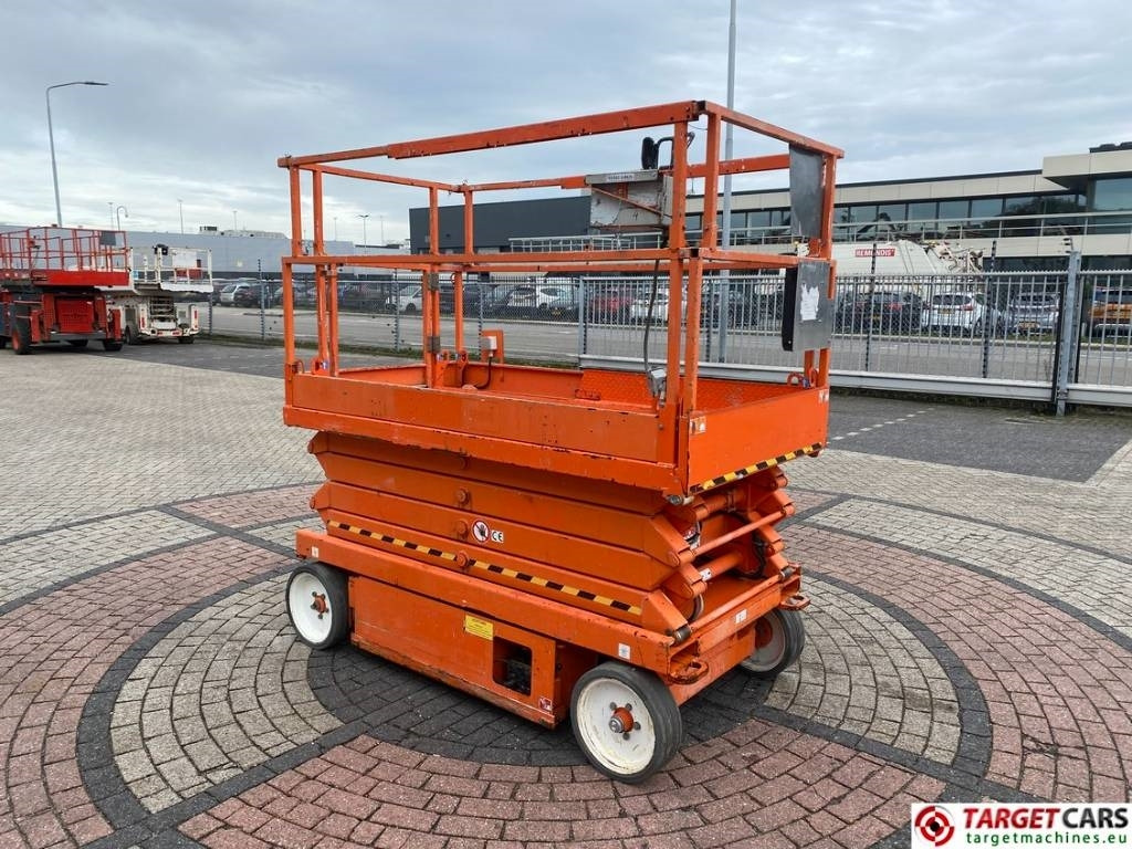 SkyJack SJIII-4626 Electric 4626 Scissor Work Lift 990cm - Ψαλιδωτό ανυψωτικό: φωτογραφία 2 SkyJack SJIII-4626 Electric 4626 Scissor Work Lift 990cm - Ψαλιδωτό ανυψωτικό: φωτογραφία 2