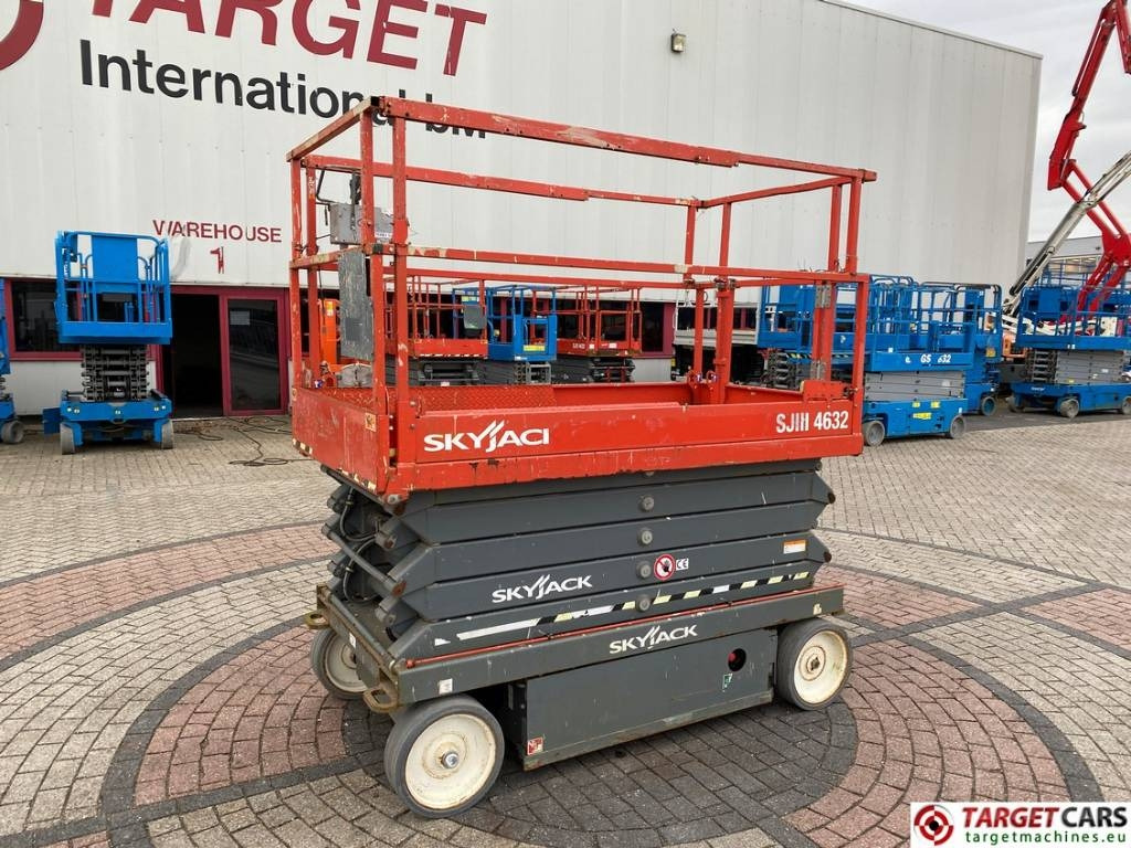 SkyJack SJIII-4632 Electric Scissor SJ4632 WorkLift 1170cm - Ψαλιδωτό ανυψωτικό: φωτογραφία 1 SkyJack SJIII-4632 Electric Scissor SJ4632 WorkLift 1170cm - Ψαλιδωτό ανυψωτικό: φωτογραφία 1