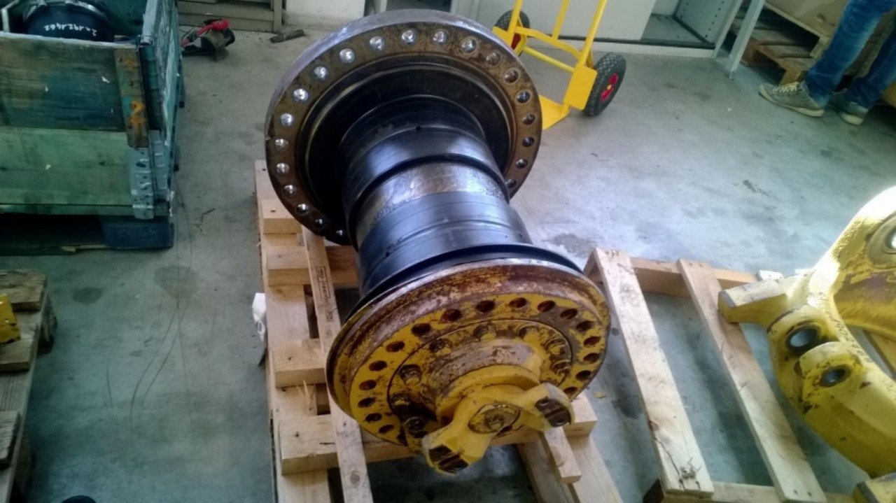 Caterpillar 735 PERNO SNODO CENTRALE - Αμάξωμα και εξωτερικό για Κατασκευή μηχανήματα: φωτογραφία 3 Caterpillar 735 PERNO SNODO CENTRALE - Αμάξωμα και εξωτερικό για Κατασκευή μηχανήματα: φωτογραφία 3