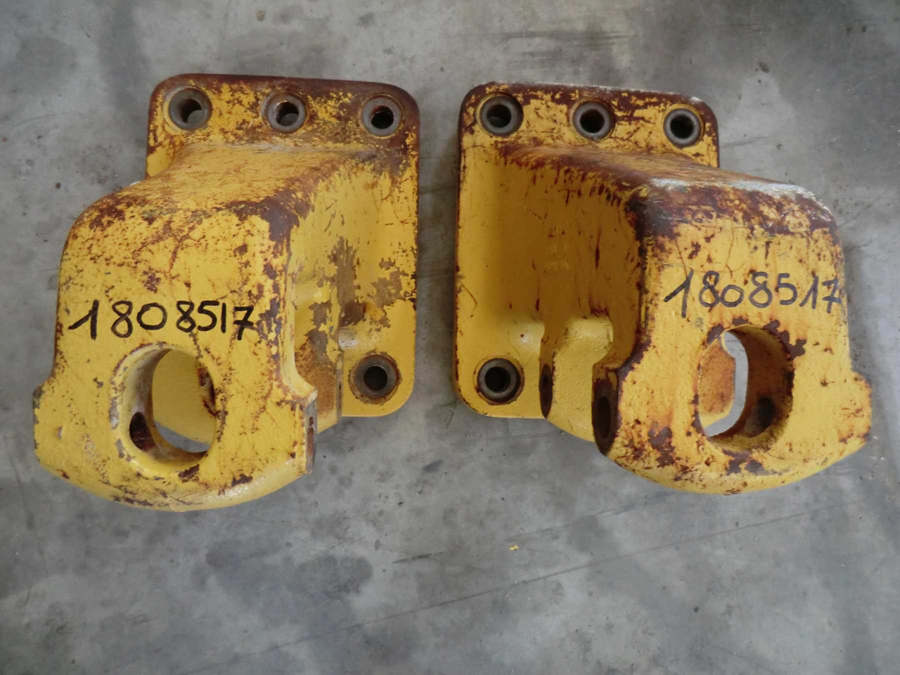 Caterpillar 735 Supporto barra equilibratrice centrale e posteriore - Αμάξωμα και εξωτερικό για Κατασκευή μηχανήματα: φωτογραφία 1 Caterpillar 735 Supporto barra equilibratrice centrale e posteriore - Αμάξωμα και εξωτερικό για Κατασκευή μηχανήματα: φωτογραφία 1