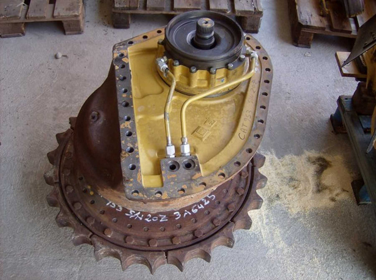 Caterpillar 953 RIDUTTORE DI TRASLAZIONE DESTRO COMPLETO DI RUOTA MOTRICE 3A6425 - Μετάδοσης κίνησης για Κατασκευή μηχανήματα: φωτογραφία 1 Caterpillar 953 RIDUTTORE DI TRASLAZIONE DESTRO COMPLETO DI RUOTA MOTRICE 3A6425 - Μετάδοσης κίνησης για Κατασκευή μηχανήματα: φωτογραφία 1