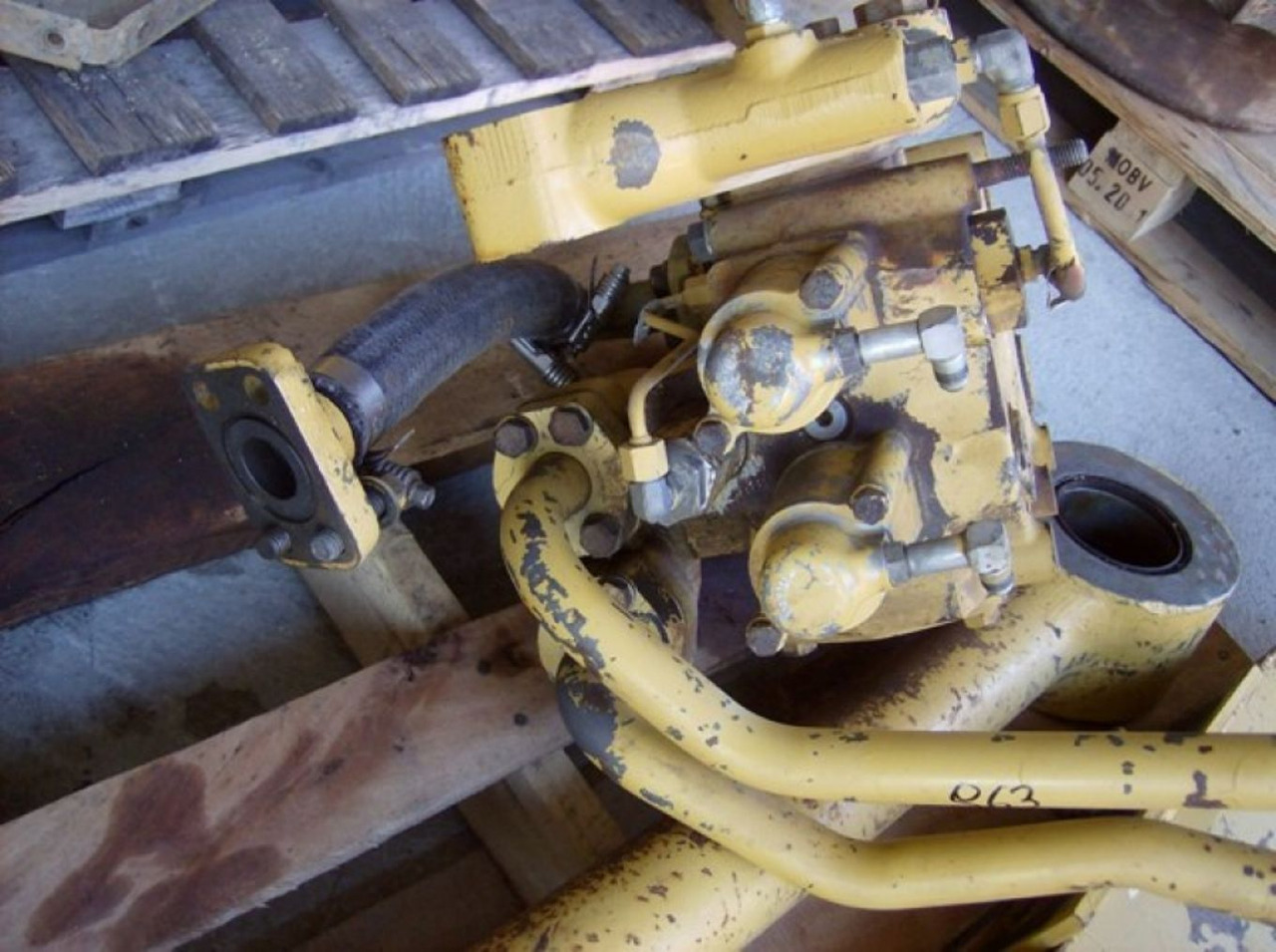 Caterpillar 963 DISTRIBUTORE IDRAULICO - Υδραυλική βαλβίδα για Κατασκευή μηχανήματα: φωτογραφία 1 Caterpillar 963 DISTRIBUTORE IDRAULICO - Υδραυλική βαλβίδα για Κατασκευή μηχανήματα: φωτογραφία 1