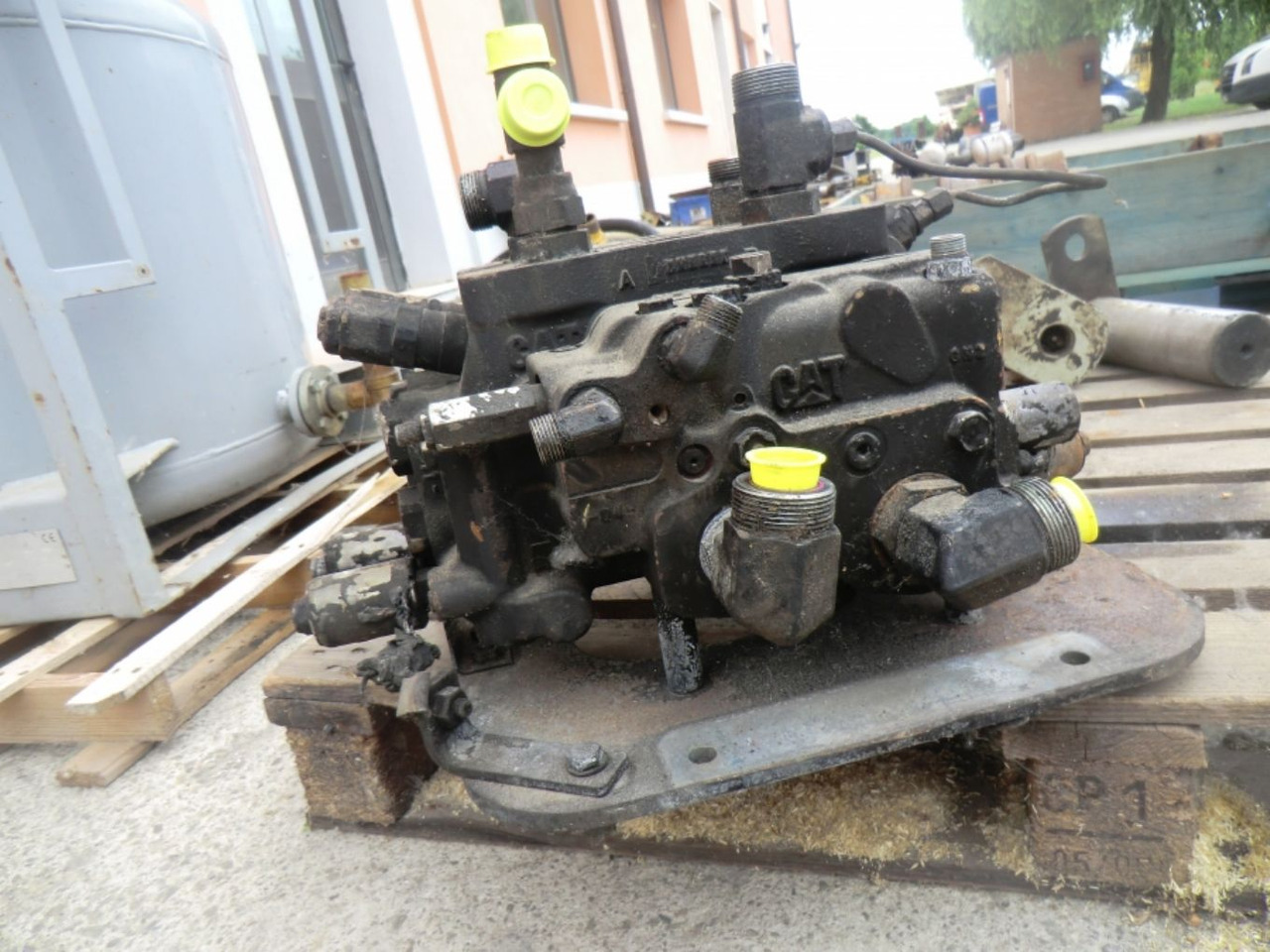 Caterpillar 963D DISTRIBUTORE - Υδραυλική βαλβίδα για Κατασκευή μηχανήματα: φωτογραφία 3 Caterpillar 963D DISTRIBUTORE - Υδραυλική βαλβίδα για Κατασκευή μηχανήματα: φωτογραφία 3