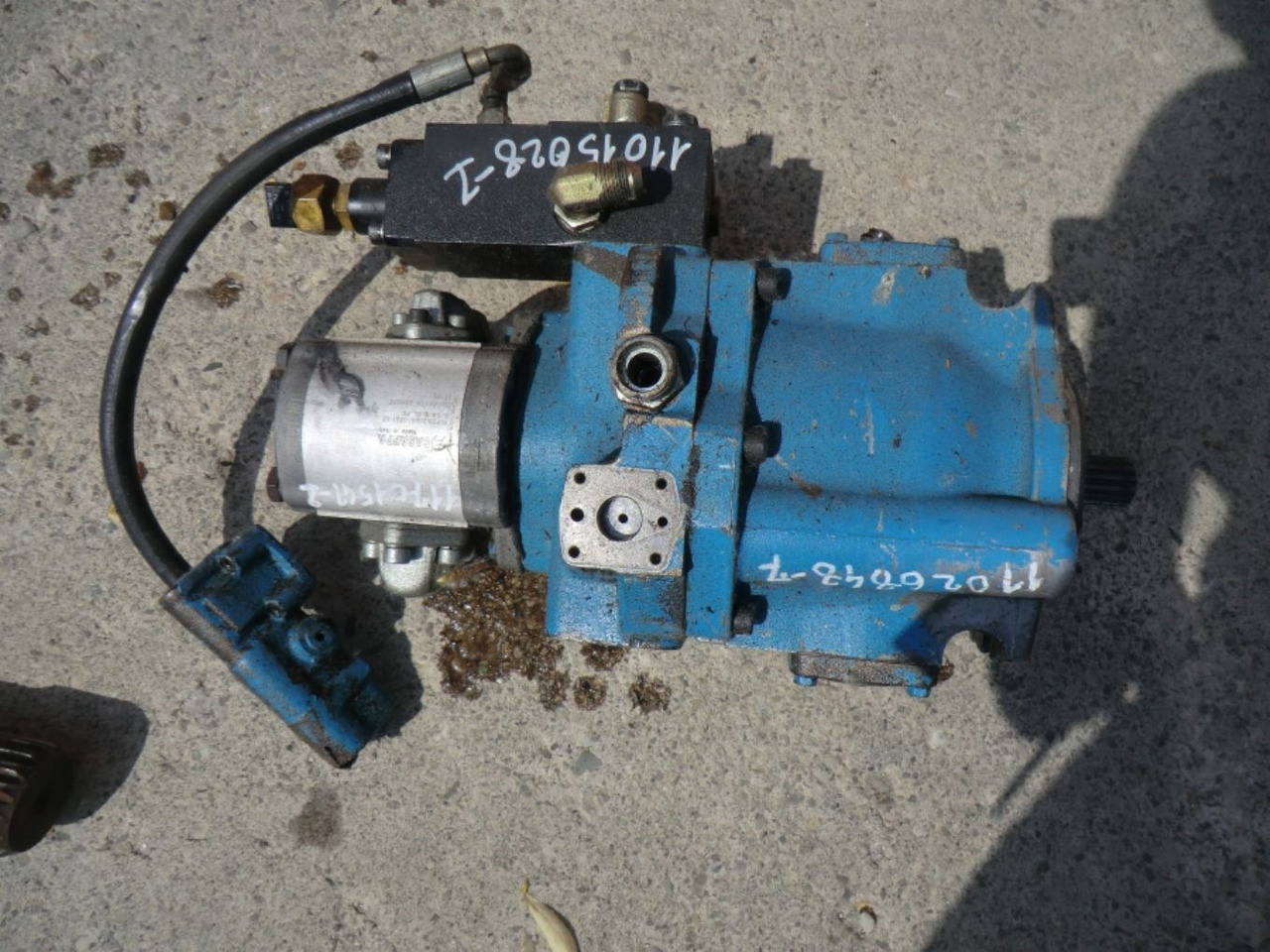 VOLVO L120C ALBERO, SENSORE E POMPA - Μετάδοσης κίνησης για Κατασκευή μηχανήματα: φωτογραφία 3 VOLVO L120C ALBERO, SENSORE E POMPA - Μετάδοσης κίνησης για Κατασκευή μηχανήματα: φωτογραφία 3