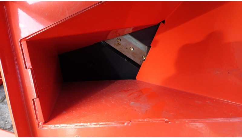 Wood chipper WCX5G Houtversnipperraar Takkenversnipperraar Hakselaar - Θρυμματιστής: φωτογραφία 4 Wood chipper WCX5G Houtversnipperraar Takkenversnipperraar Hakselaar - Θρυμματιστής: φωτογραφία 4