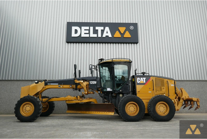 Γκρέιντερ Caterpillar 120M: φωτογραφία 1
