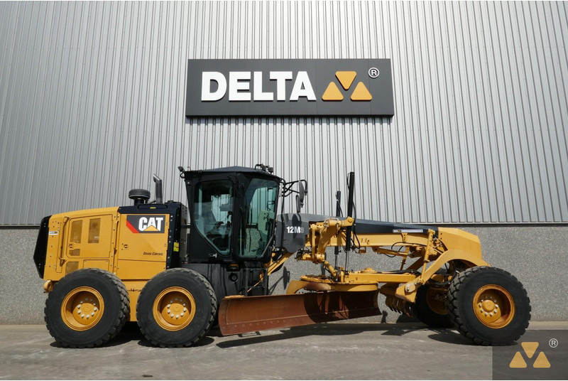 Caterpillar 12M3 - Γκρέιντερ: φωτογραφία 2 Caterpillar 12M3 - Γκρέιντερ: φωτογραφία 2