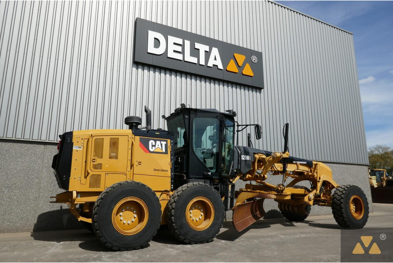 Caterpillar 12M3 - Γκρέιντερ: φωτογραφία 5 Caterpillar 12M3 - Γκρέιντερ: φωτογραφία 5