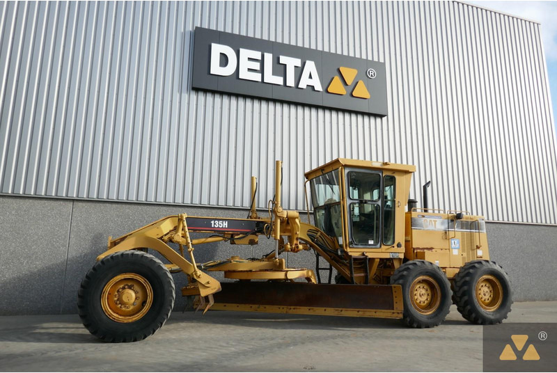 Caterpillar 135H - Γκρέιντερ: φωτογραφία 4 Caterpillar 135H - Γκρέιντερ: φωτογραφία 4