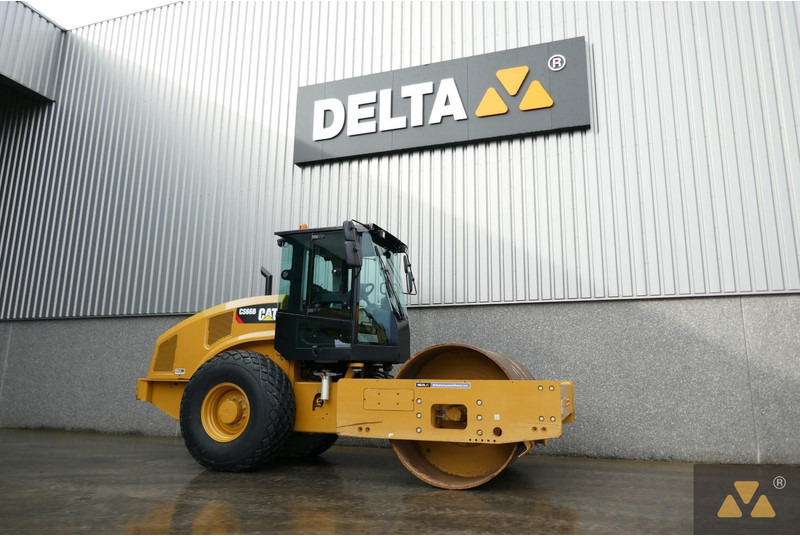 Caterpillar CS66B - Οδοστρωτήρας: φωτογραφία 3 Caterpillar CS66B - Οδοστρωτήρας: φωτογραφία 3