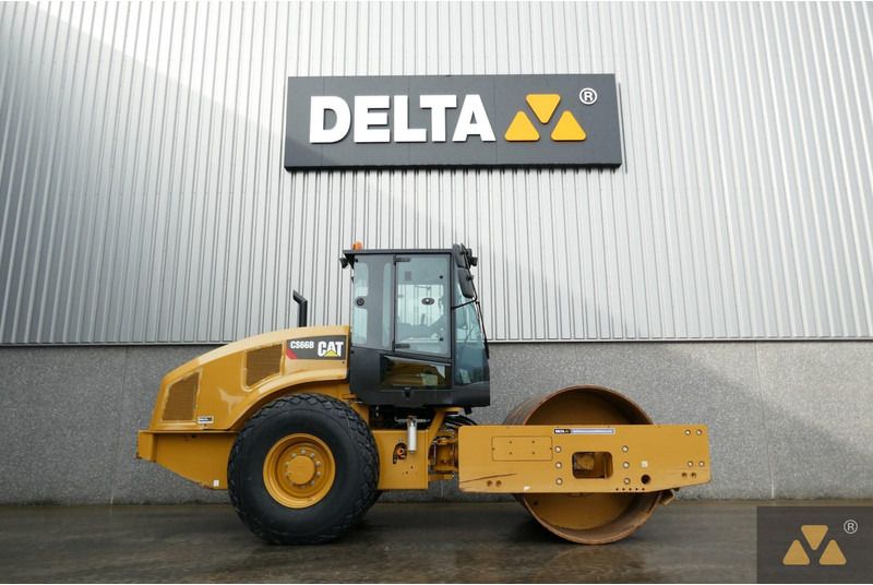 Caterpillar CS66B - Οδοστρωτήρας: φωτογραφία 2 Caterpillar CS66B - Οδοστρωτήρας: φωτογραφία 2