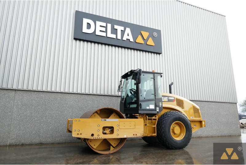Caterpillar CS66B - Οδοστρωτήρας: φωτογραφία 4 Caterpillar CS66B - Οδοστρωτήρας: φωτογραφία 4