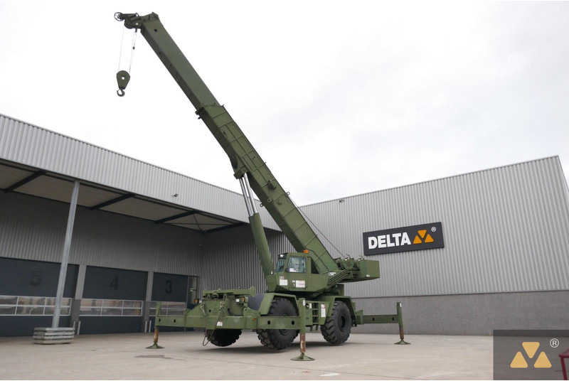 Grove RT875 Ex-army - Γερανός για ανώμαλο έδαφος: φωτογραφία 3 Grove RT875 Ex-army - Γερανός για ανώμαλο έδαφος: φωτογραφία 3