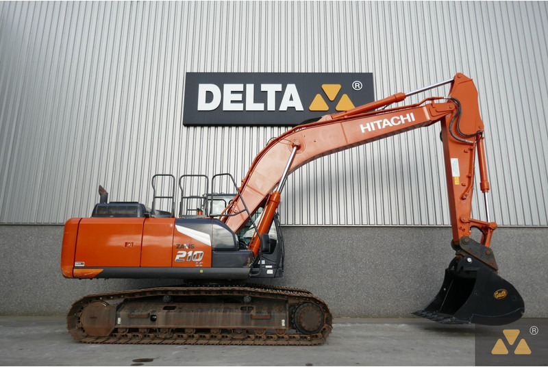Hitachi ZX210LC-7 - Ερπυστριοφόρος εκσκαφέας: φωτογραφία 2 Hitachi ZX210LC-7 - Ερπυστριοφόρος εκσκαφέας: φωτογραφία 2