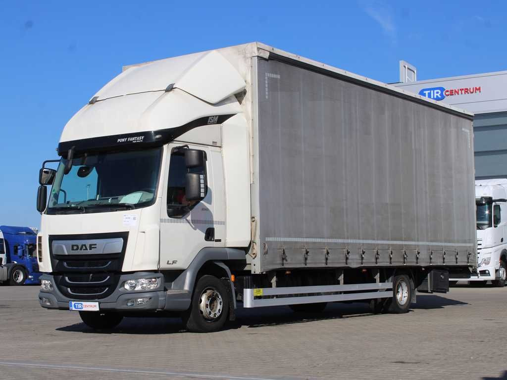 DAF LF 210, EURO 6, SLEEPING CABIN - Φορτηγό μουσαμάς: φωτογραφία 1 DAF LF 210, EURO 6, SLEEPING CABIN - Φορτηγό μουσαμάς: φωτογραφία 1