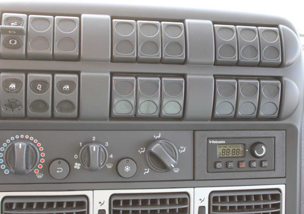 Φορτηγό μουσαμάς Iveco EUROCARGO ML 90E18, EURO 5, SIDE BOARD, TIRES 80%: φωτογραφία 11