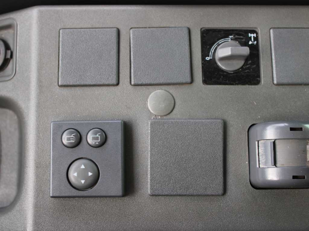 Φορτηγό μουσαμάς Iveco EUROCARGO ML 90E18, EURO 5, SIDE BOARD, TIRES 80%: φωτογραφία 13