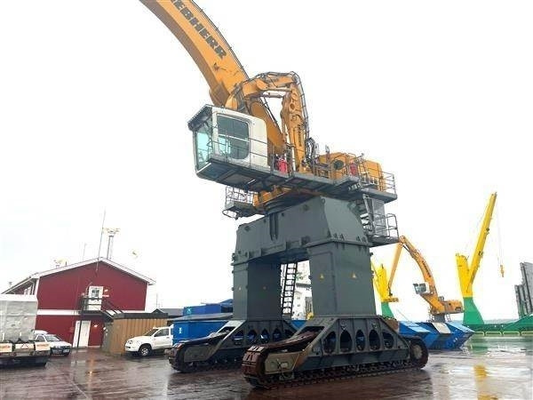 Liebherr LH 120 CG - Μηχάνημα Διαχείρισης Υλικών: φωτογραφία 2 Liebherr LH 120 CG - Μηχάνημα Διαχείρισης Υλικών: φωτογραφία 2