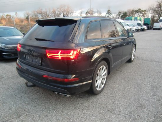 Audi SQ7 4,0 TDi V8 S Line Exportverkauf!!!! - SUV: φωτογραφία 4 Audi SQ7 4,0 TDi V8 S Line Exportverkauf!!!! - SUV: φωτογραφία 4