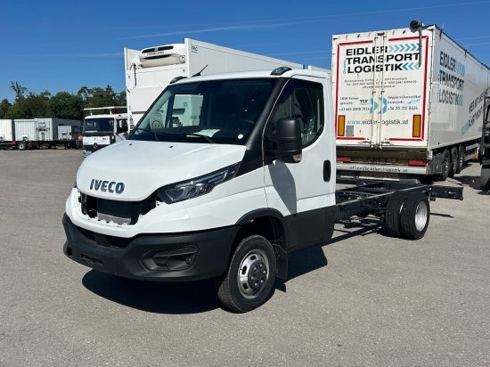 Iveco Daily 40 - 180 Fahrgestell, E6 Ohne Motor/Ohne Getriebe - Φορτηγό σασί: φωτογραφία 1 Iveco Daily 40 - 180 Fahrgestell, E6 Ohne Motor/Ohne Getriebe - Φορτηγό σασί: φωτογραφία 1