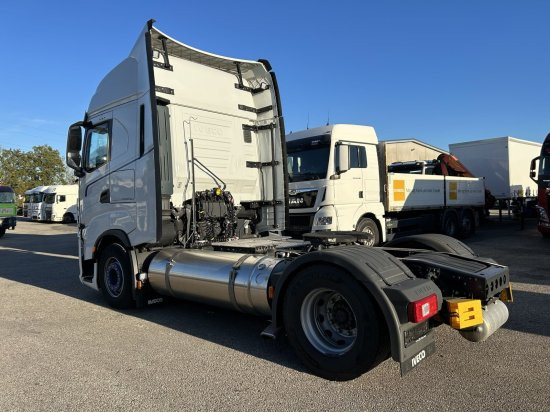 Iveco Stralis 460 Gas, 2 LNG-Tanks, Retarder, Leder - Τράκτορας: φωτογραφία 4 Iveco Stralis 460 Gas, 2 LNG-Tanks, Retarder, Leder - Τράκτορας: φωτογραφία 4