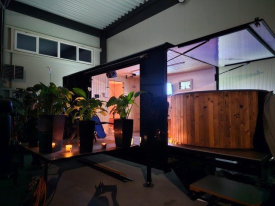 Izabella Wellnessanhänger mit Sauna und Whirlpool, Stromaggregat - Ρυμουλκούμενο τροχόσπιτο: φωτογραφία 2 Izabella Wellnessanhänger mit Sauna und Whirlpool, Stromaggregat - Ρυμουλκούμενο τροχόσπιτο: φωτογραφία 2