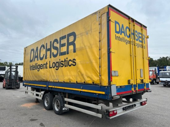 Junge Durchlader, Anhänger - Τρέιλερ κουρτίνα: φωτογραφία 5 Junge Durchlader, Anhänger - Τρέιλερ κουρτίνα: φωτογραφία 5