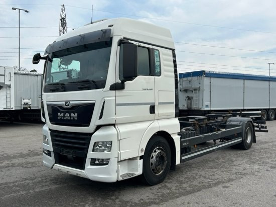 MAN TGX 18.460 XLX, 4x2, Euro 6, Standklima - Φορτηγό μεταφοράς εμπορευματοκιβωτίων/ Κινητό αμάξωμα: φωτογραφία 1 MAN TGX 18.460 XLX, 4x2, Euro 6, Standklima - Φορτηγό μεταφοράς εμπορευματοκιβωτίων/ Κινητό αμάξωμα: φωτογραφία 1