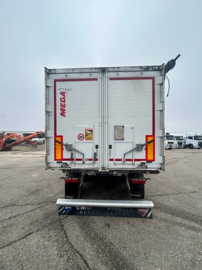 MEGA Alu-Kastenmulde 55m³, SAF-Achsen, Rollplane, Kombiklappe, Stehpodest - Επικαθήμενο ανατρεπόμενο: φωτογραφία 3 MEGA Alu-Kastenmulde 55m³, SAF-Achsen, Rollplane, Kombiklappe, Stehpodest - Επικαθήμενο ανατρεπόμενο: φωτογραφία 3