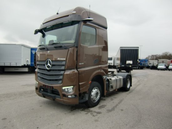 Mercedes-Benz Actros 1848 Gigaspace, Retarder, Standklima Retarder, Mirrow Cam, mehrere Einheiten - Τράκτορας: φωτογραφία 3 Mercedes-Benz Actros 1848 Gigaspace, Retarder, Standklima Retarder, Mirrow Cam, mehrere Einheiten - Τράκτορας: φωτογραφία 3