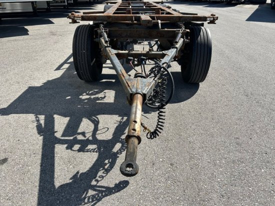 Renders Standard-Lafette BDF, BPW-Achsen - Ρυμούλκα μεταφοράς εμπορευματοκιβωτίων/ Κινητό αμάξωμα: φωτογραφία 2 Renders Standard-Lafette BDF, BPW-Achsen - Ρυμούλκα μεταφοράς εμπορευματοκιβωτίων/ Κινητό αμάξωμα: φωτογραφία 2