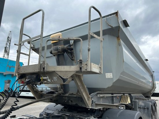 Schwarzmüller Kippmulde 25m³, SAF, Rollplane, Podest, HYVA - Επικαθήμενο ανατρεπόμενο: φωτογραφία 2 Schwarzmüller Kippmulde 25m³, SAF, Rollplane, Podest, HYVA - Επικαθήμενο ανατρεπόμενο: φωτογραφία 2