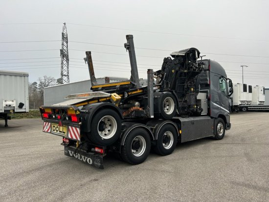 Volvo FH 16 650 6x4 Langholzzug + Doll M2K-9L Nachläufer mit Palfinger Epsilon S260C96, I-Shift, Retarder, - Φορτηγό ξυλείας, Φορτηγό με γερανό: φωτογραφία 5 Volvo FH 16 650 6x4 Langholzzug + Doll M2K-9L Nachläufer mit Palfinger Epsilon S260C96, I-Shift, Retarder, - Φορτηγό ξυλείας, Φορτηγό με γερανό: φωτογραφία 5