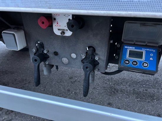 Φορτηγό για τη μεταφορά ποτών Volvo FH 500 6x2 Getränkekomplettzug, Orten Getränkeaufbau: φωτογραφία 9