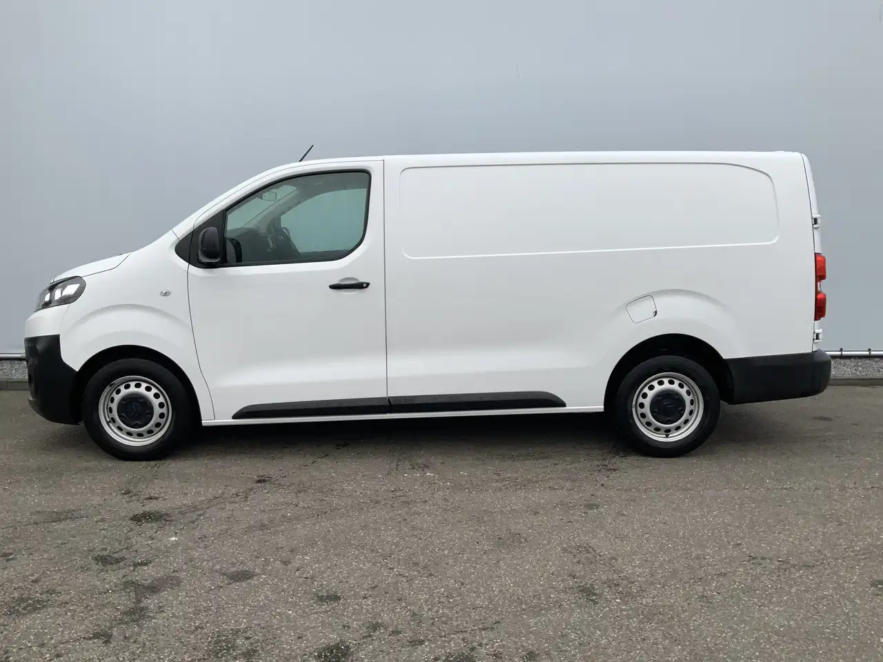Citroen Jumpy 2.0 BlueHDI 120 XL Club Airco Cruise Navi 3 Zits E - Μικρό βαν: φωτογραφία 4 Citroen Jumpy 2.0 BlueHDI 120 XL Club Airco Cruise Navi 3 Zits E - Μικρό βαν: φωτογραφία 4