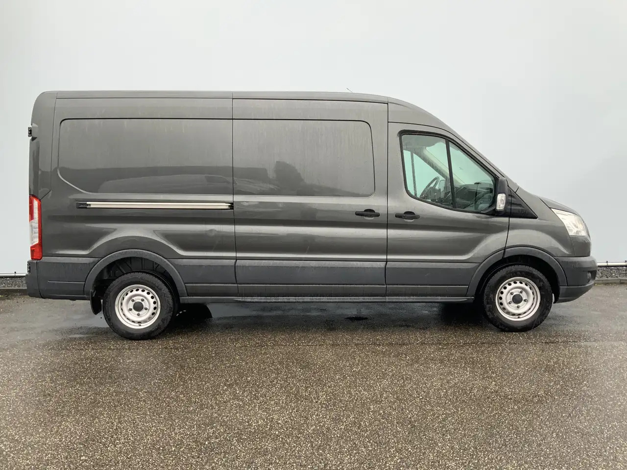 Ford Transit 330 2.2 TDCI L3H3 Ambiente Airco 3 Zits Euro 5 - Βαν: φωτογραφία 3 Ford Transit 330 2.2 TDCI L3H3 Ambiente Airco 3 Zits Euro 5 - Βαν: φωτογραφία 3