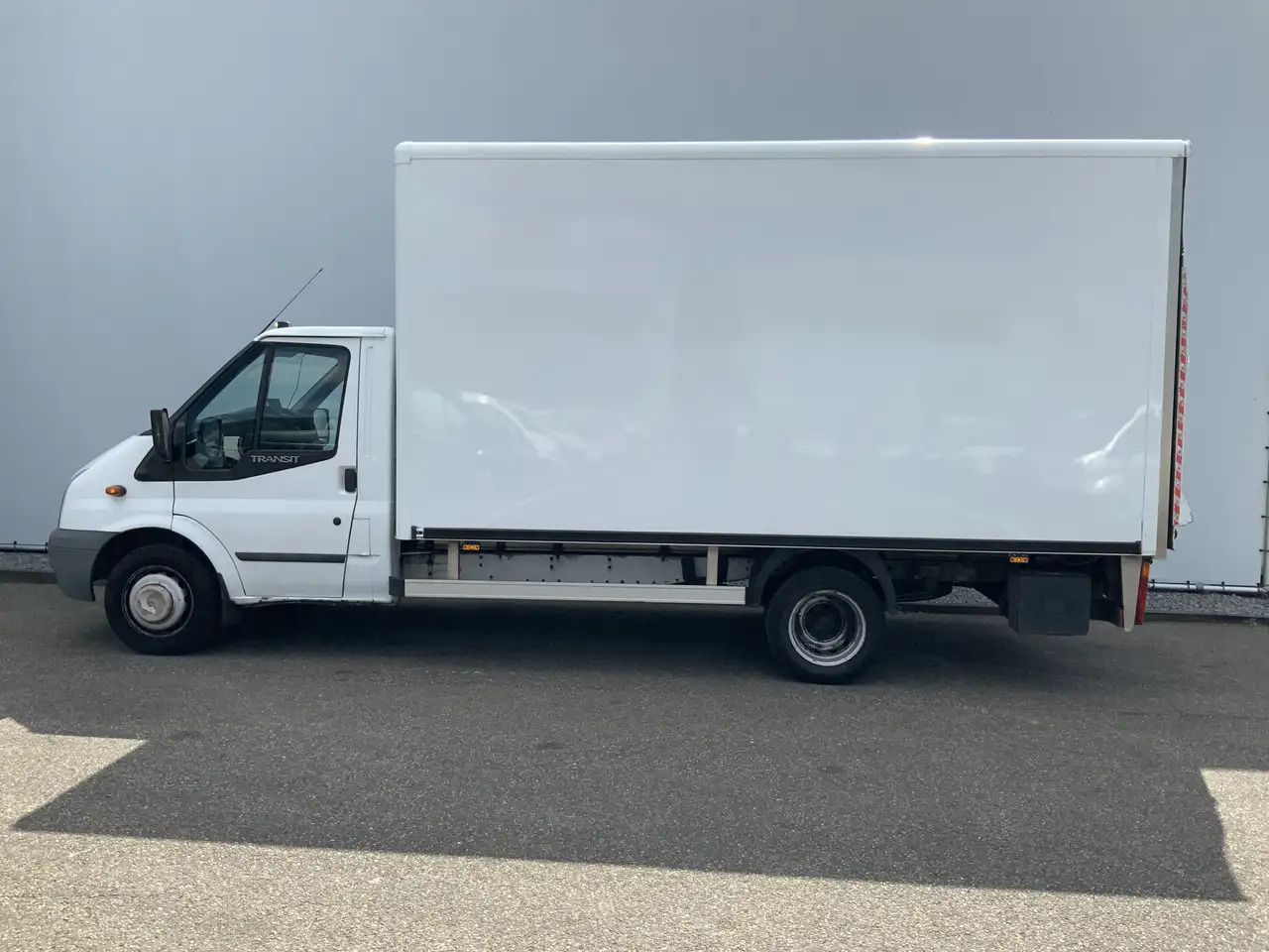 Ford Transit 350L 2.4 TDCI MARGE !!bak&Laadklep &Zijdeur Airco - Άλλα μηχανήματα: φωτογραφία 3 Ford Transit 350L 2.4 TDCI MARGE !!bak&Laadklep &Zijdeur Airco - Άλλα μηχανήματα: φωτογραφία 3