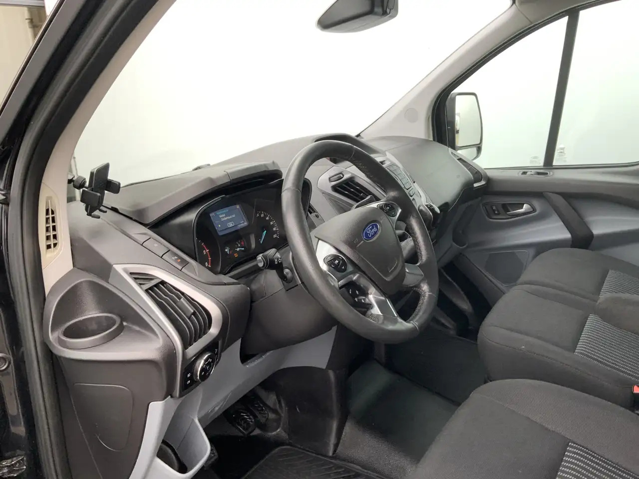 Ford Transit Custom 270 2.2 TDCI L1H1 Trend Airco Cruise 3 Zits Camera - Βαν: φωτογραφία 5 Ford Transit Custom 270 2.2 TDCI L1H1 Trend Airco Cruise 3 Zits Camera - Βαν: φωτογραφία 5