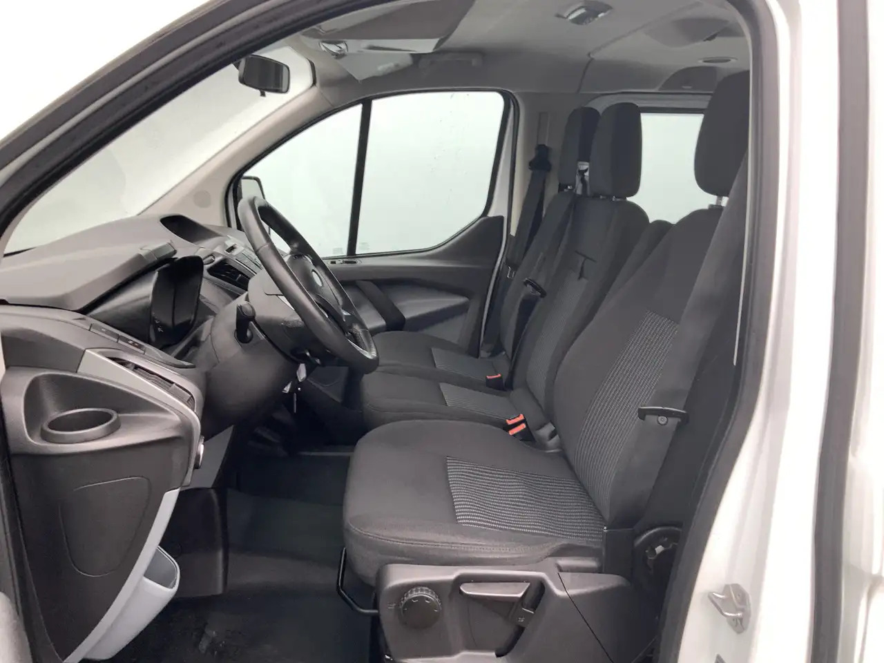 Ford Transit Custom TURBOPROBLEEM 300 2.2 TDCI L2H1 - Επιβατικό βαν: φωτογραφία 4 Ford Transit Custom TURBOPROBLEEM 300 2.2 TDCI L2H1 - Επιβατικό βαν: φωτογραφία 4