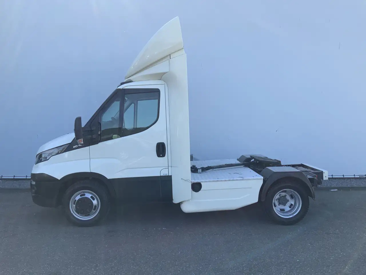Iveco 40C18 B.E Trekker Airco Cruise 3 Zits Euro 6 180 - Τράκτορας BE: φωτογραφία 3 Iveco 40C18 B.E Trekker Airco Cruise 3 Zits Euro 6 180 - Τράκτορας BE: φωτογραφία 3