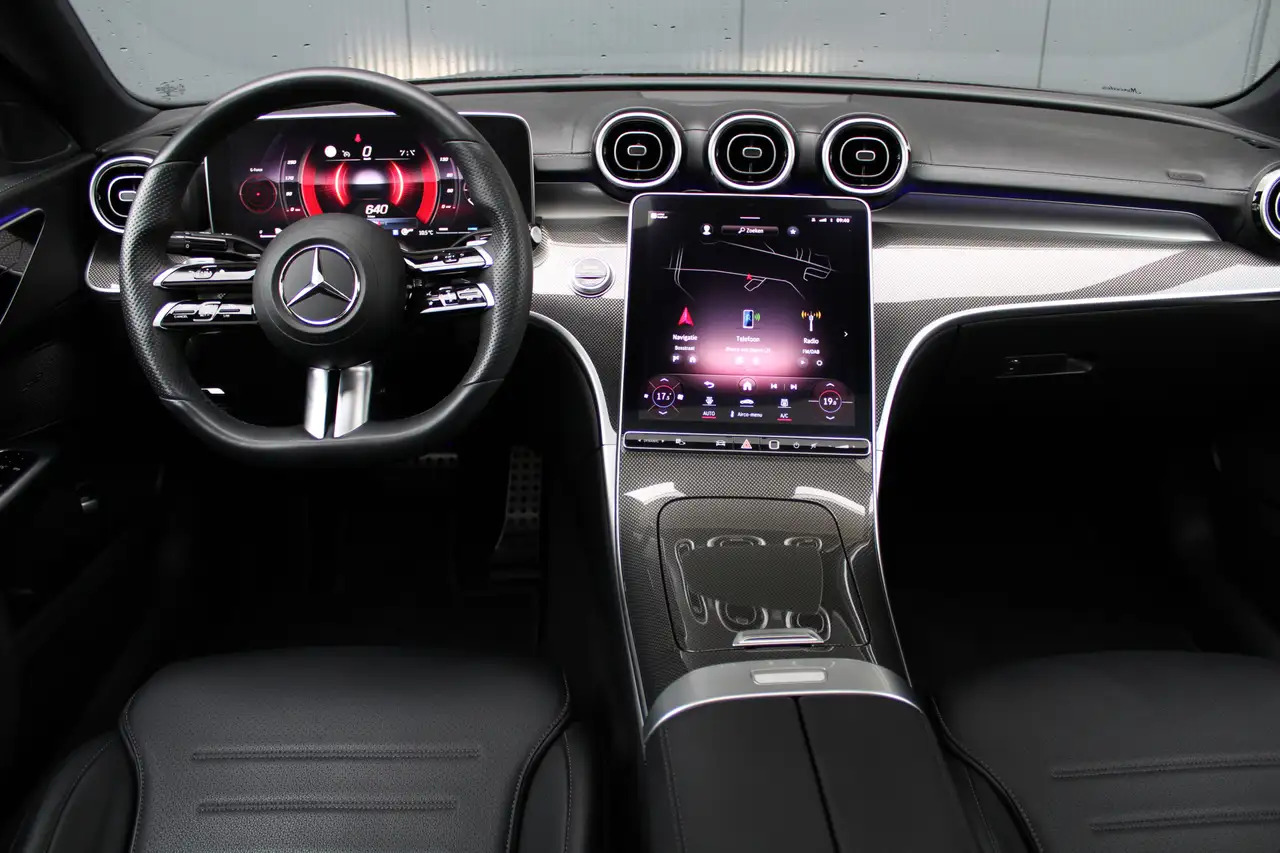 Mercedes-Benz C-klasse AMG-line (Nightpakket, Sfeerverlichting, - Λιμουζίνα/ Sedan: φωτογραφία 3 Mercedes-Benz C-klasse AMG-line (Nightpakket, Sfeerverlichting, - Λιμουζίνα/ Sedan: φωτογραφία 3