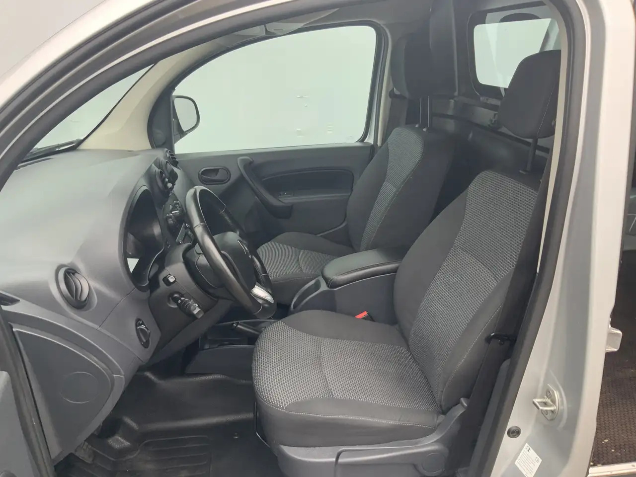 Mercedes-Benz Citan 109 CDI BlueEFFICIENCY Airco Dub Schuifdeur Cruise - Μικρό βαν: φωτογραφία 5 Mercedes-Benz Citan 109 CDI BlueEFFICIENCY Airco Dub Schuifdeur Cruise - Μικρό βαν: φωτογραφία 5