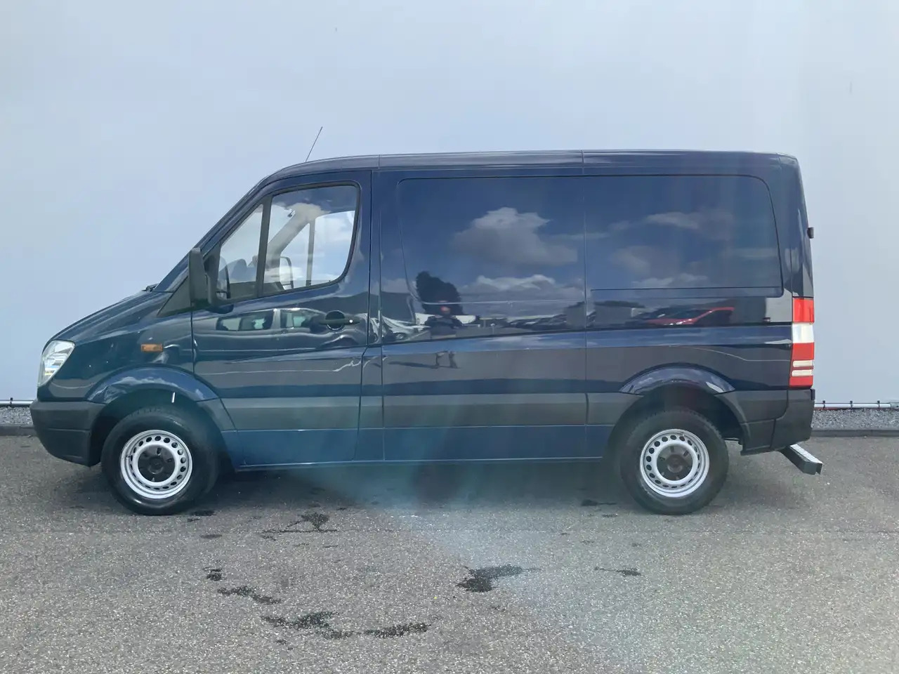 Mercedes-Benz Sprinter 210 2.2 CDI 325 L1H1 Airco Cruise 3 Zits Opstap Ba - Βαν: φωτογραφία 3 Mercedes-Benz Sprinter 210 2.2 CDI 325 L1H1 Airco Cruise 3 Zits Opstap Ba - Βαν: φωτογραφία 3