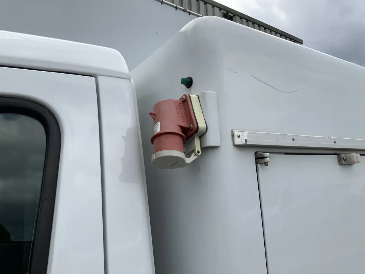 Mercedes-Benz Sprinter 310 2.2 CDI 366 ijswagen 40 gr _0 Deuren 10 Euro 5 - Επαγγελματικό αυτοκίνητο ψυγείο: φωτογραφία 3 Mercedes-Benz Sprinter 310 2.2 CDI 366 ijswagen 40 gr _0 Deuren 10 Euro 5 - Επαγγελματικό αυτοκίνητο ψυγείο: φωτογραφία 3