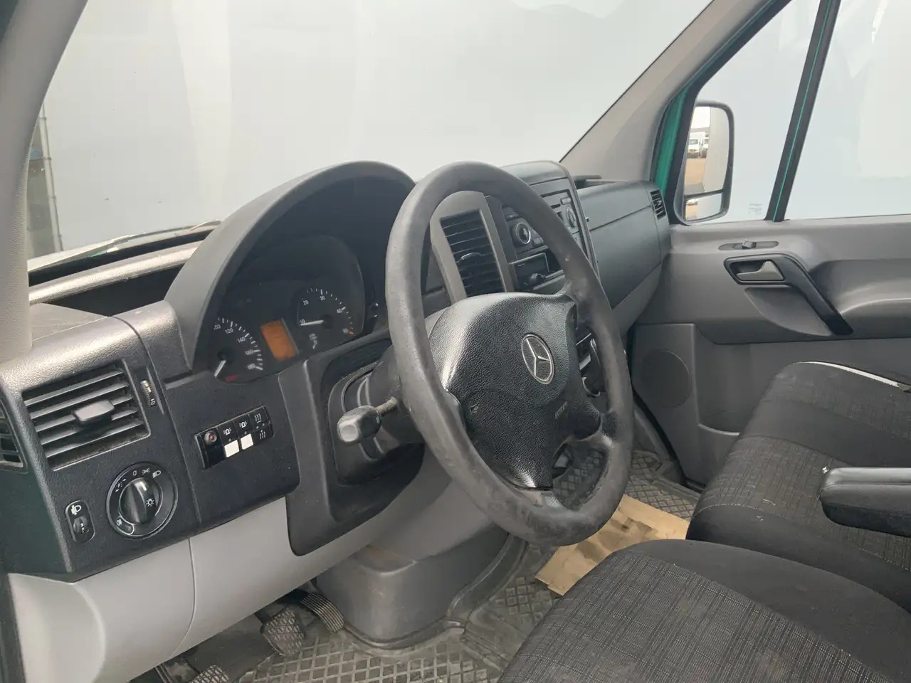 Mercedes-Benz Sprinter 311 2.2 CDI 325 H2 L1 Zits 3 Trekhaak 2800 kg & Op - Μικρό βαν: φωτογραφία 5 Mercedes-Benz Sprinter 311 2.2 CDI 325 H2 L1 Zits 3 Trekhaak 2800 kg & Op - Μικρό βαν: φωτογραφία 5