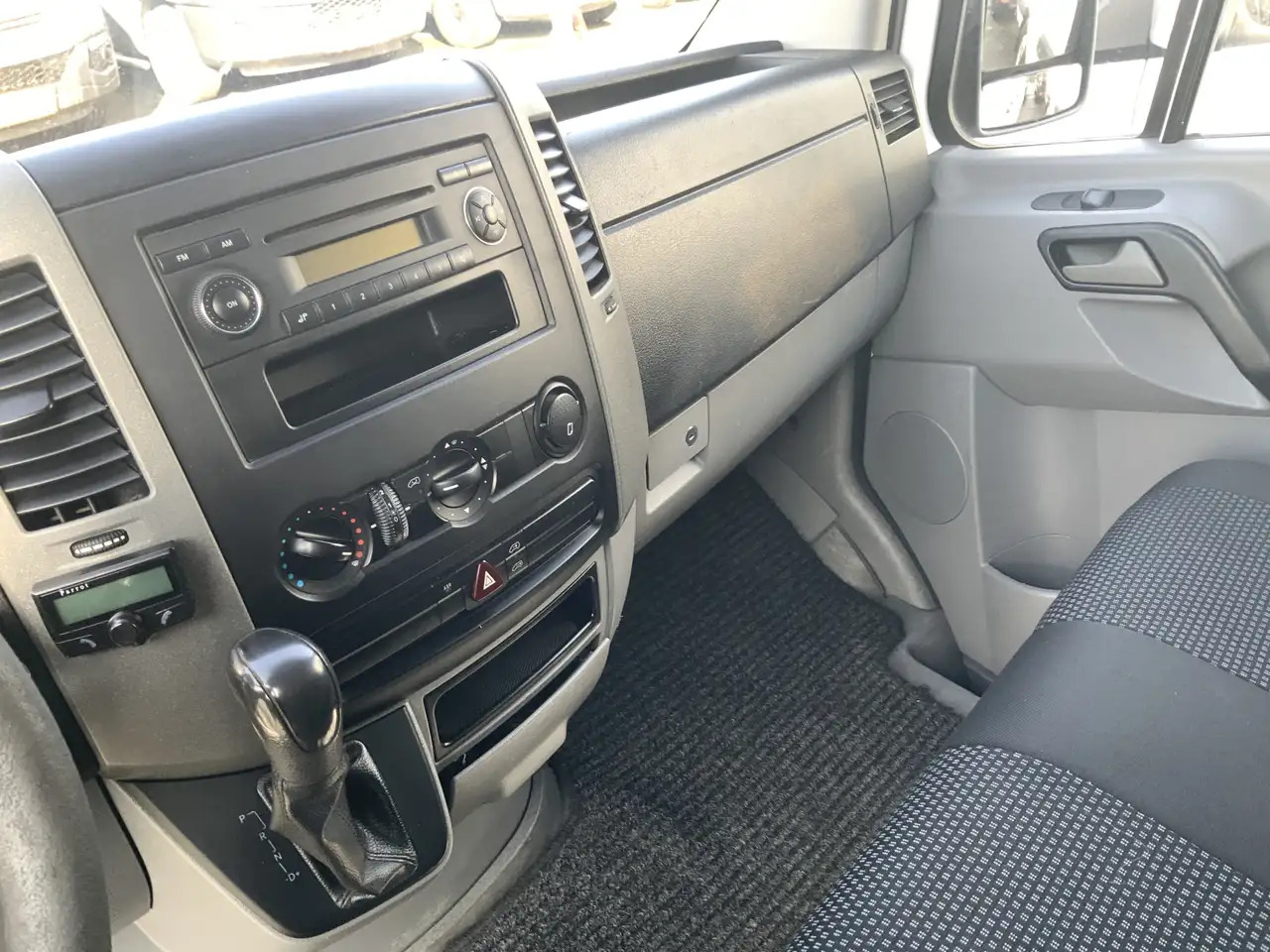 Mercedes-Benz Sprinter 311 2.2 CDI 366 L2H1 Automaat 3 Zits Trekaak 2800k - Βαν: φωτογραφία 4 Mercedes-Benz Sprinter 311 2.2 CDI 366 L2H1 Automaat 3 Zits Trekaak 2800k - Βαν: φωτογραφία 4